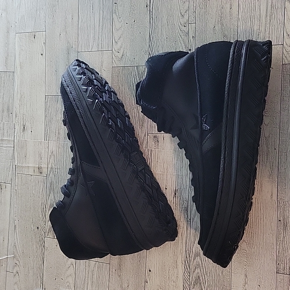 NWOT Converse Pro Leather X2 High Black Ice Triple Black‎ Sneakers Mens 5